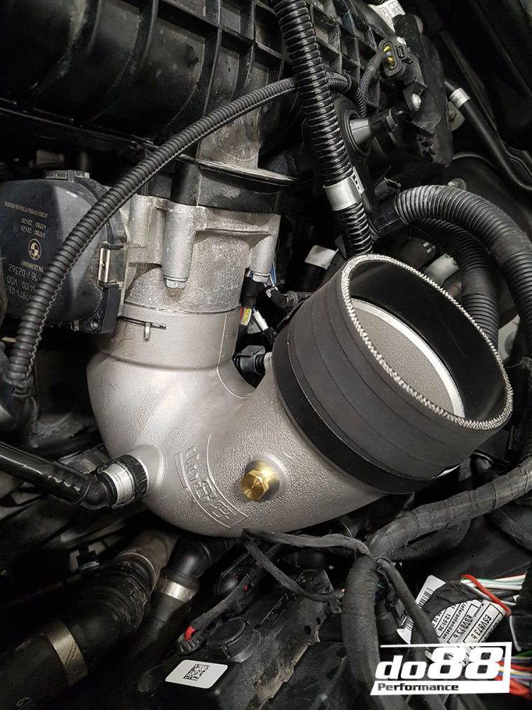 BMW F8X M2C M3 M4 DO88 INTERCOOLER J-PIPE - INTERCOOLER TO THROTTLE BODY