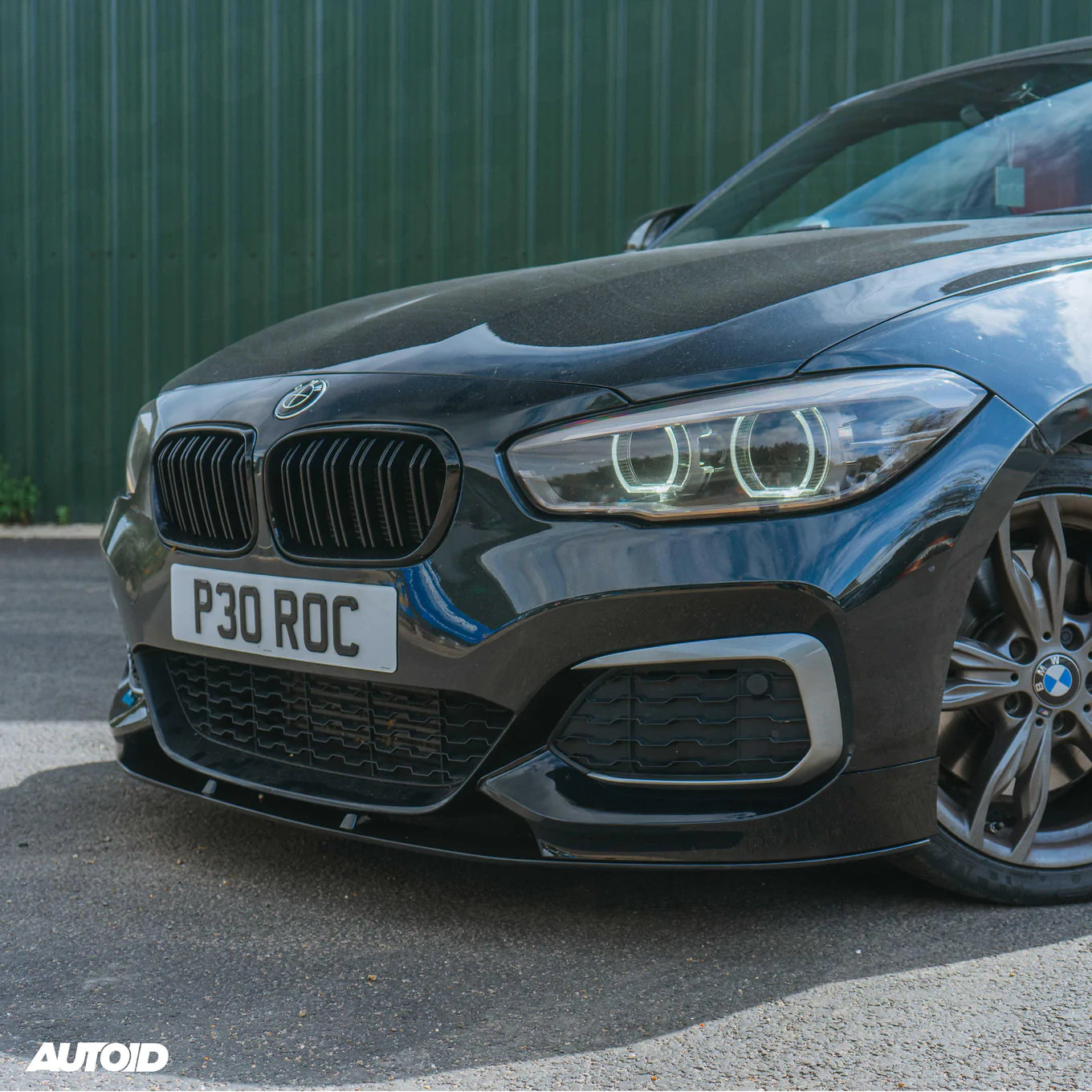 GLOSS BLACK PERFORMANCE FRONT SPLITTER FOR BMW 1 SERIES, M135I & M140I (2015-2019 LCI, F20 F21)