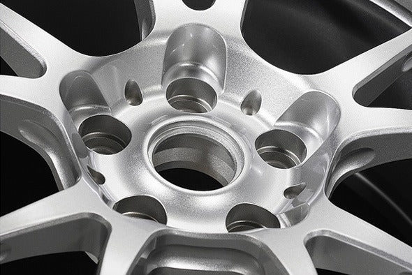TWS T66-F centre bore and wheel-hardware clearance detail
