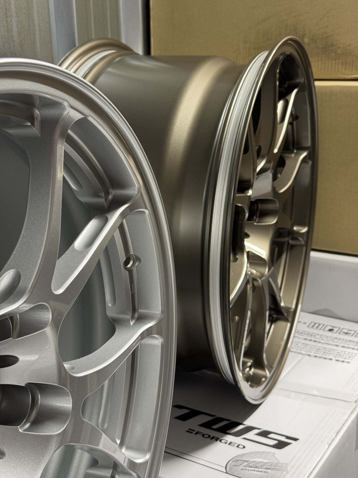 TWS T66-F BMW custom wheel finishes and forged barrel detail