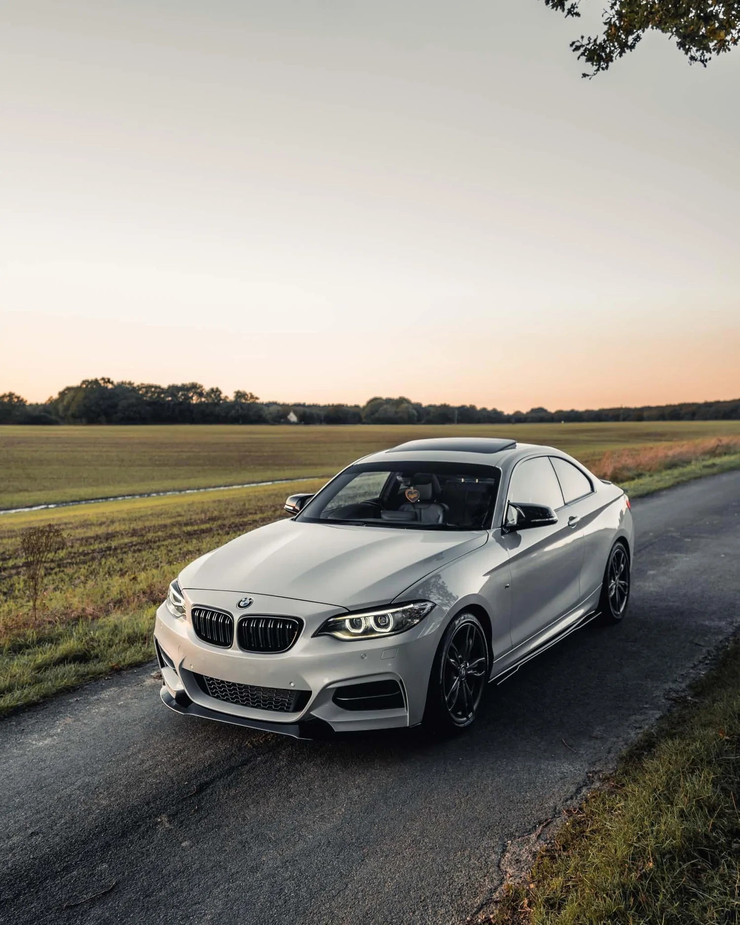BMW 2 SERIES, M235I & M240I F22 F23 EVO-1 GLOSS BLACK FRONT SPLITTER BY ZAERO (2014-2019)